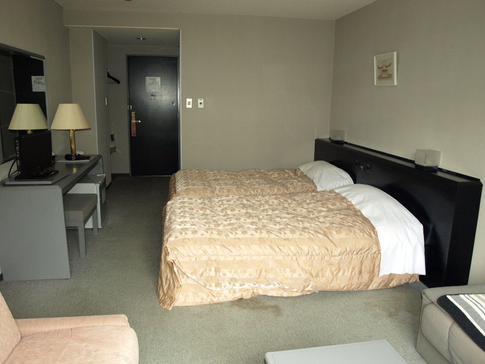 Hotel Silk Inn Madarao Iiyama Dış mekan fotoğraf